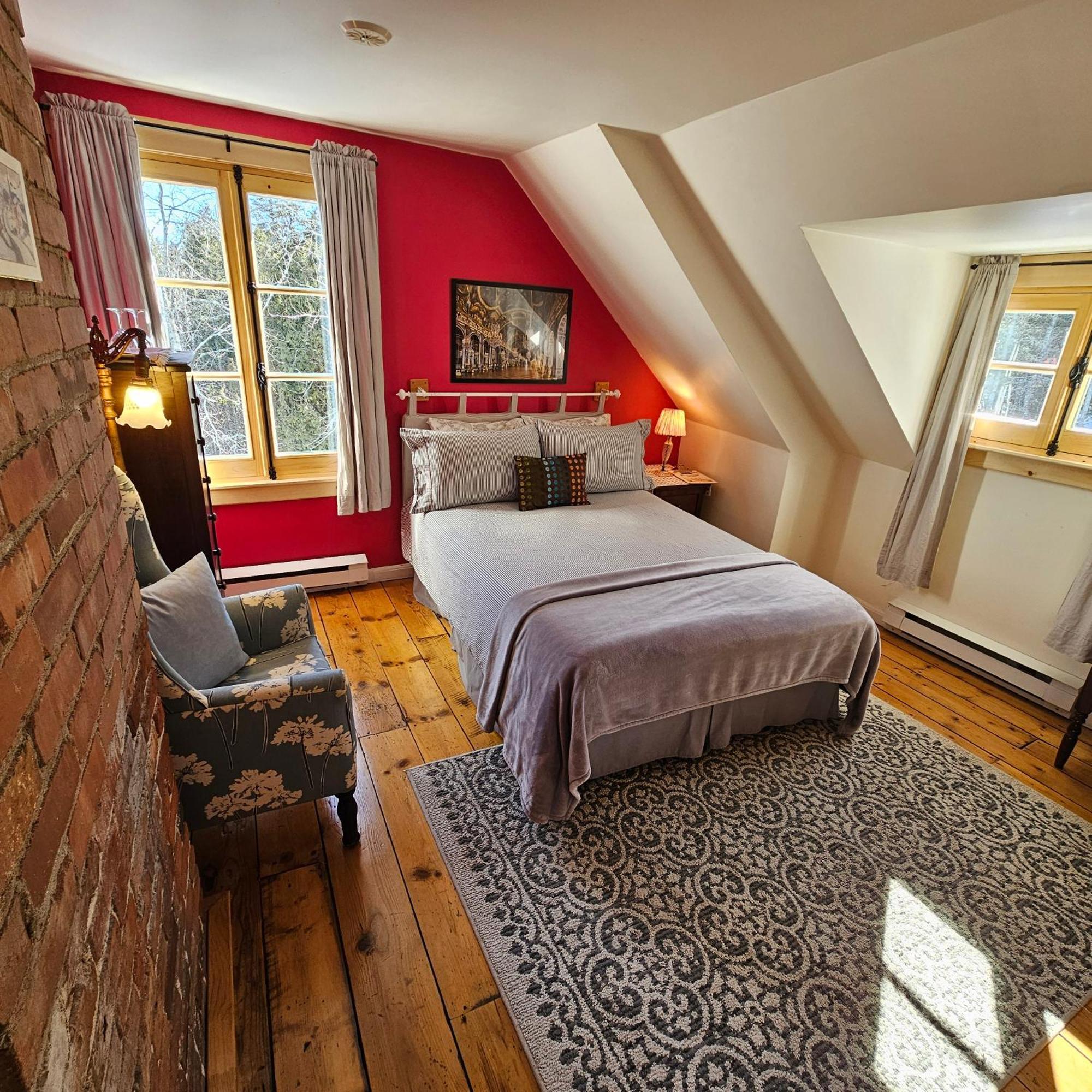 Auberge La Chatelaine Ла-Мальбе Екстер'єр фото